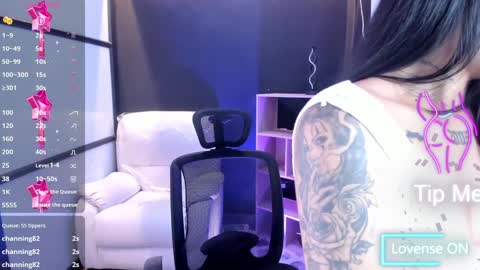 Emy Silver online show from February 2025 05:24:02 PM