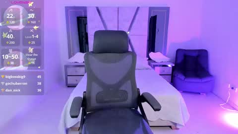 Emy Silver online show from February 2025 06:32:02 PM