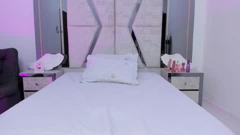 Emy Silver online show from February 2025 02:48:02 PM