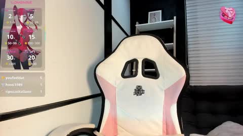 Emy Silver online show from March 2025 06:21:02 PM