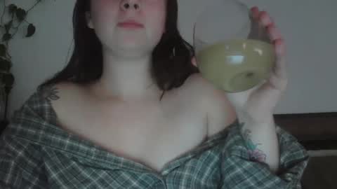 endlessly evie online show from December 2024 12:25:01 AM