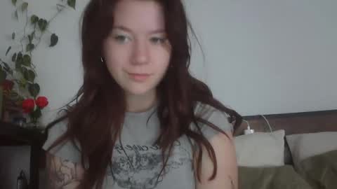 endlessly evie online show from January 2025 06:27:02 PM