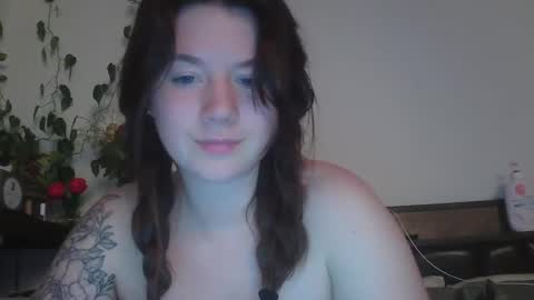 endlessly evie online show from February 2025 01:44:02 AM