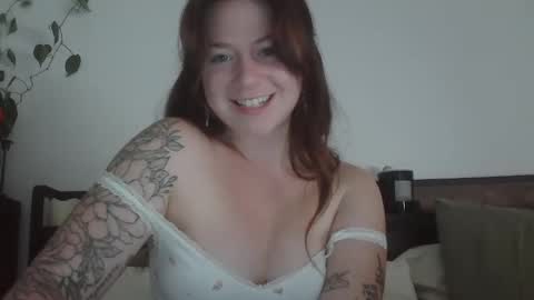 endlessly evie online show from February 2025 11:12:02 PM