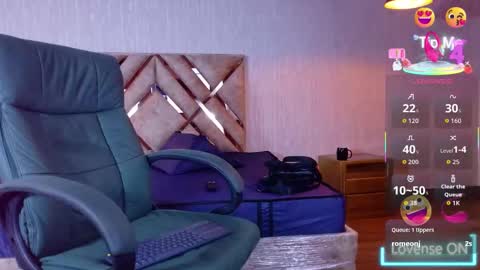 Snapshot of engel_devil chatting on September 2025 11:32:01 AM Engel online show from September 2025 11:32:01 AM