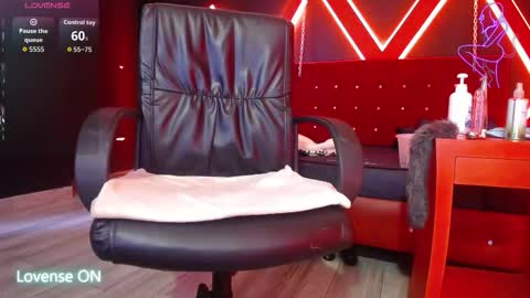 Snapshot of engel_devil chatting on October 2025 11:51:02 AM Engel online show from October 2025 11:51:02 AM