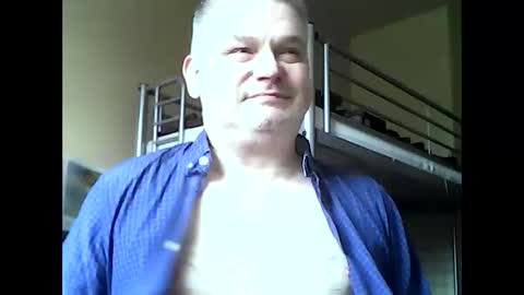 englishguysurrey online show from January 2025 11:59:01 AM