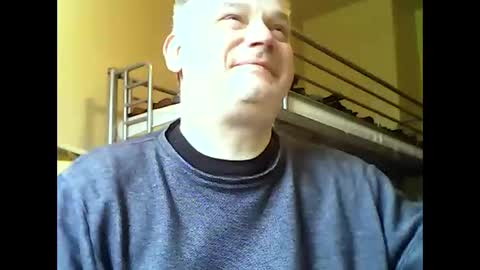 englishguysurrey online show from February 2025 12:44:01 PM
