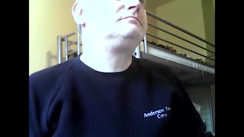 Snapshot of englishguysurrey chatting on November 2025 12:04:01 PM englishguysurrey online show from November 2025 12:04:01 PM