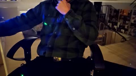 Snapshot of enjoyfreetime chatting on November 2025 04:19:01 PM Pete online show from November 2025 04:19:01 PM