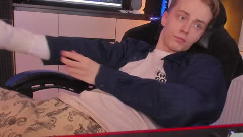 Enker online show from December 2024 12:18:01 AM