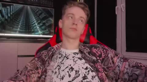 Enker online show from October 2025 01:22:01 AM