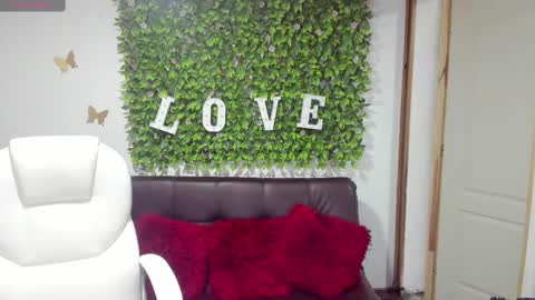 Enma clark online show from February 2025 07:07:01 PM