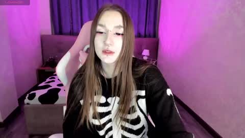 enn_allenn online show from January 2025 11:32:01 PM