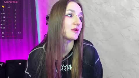 enn_allenn online show from March 2025 05:33:02 AM