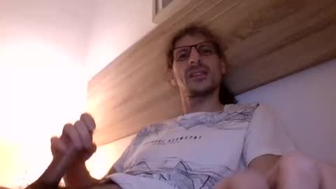 Snapshot of enri222 chatting on February 2025 12:36:02 AM rineking online show from February 2025 12:36:02 AM