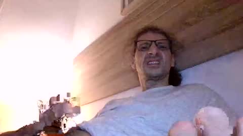 Snapshot of enri222 chatting on March 2025 01:32:02 AM rineking online show from March 2025 01:32:02 AM