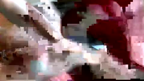 Snapshot of enri222 chatting on November 2025 11:37:02 PM rineking online show from November 2025 11:37:02 PM