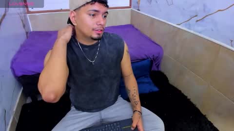 Snapshot of enrique_villa23 chatting on September 2025 12:10:01 PM enrique online show from September 2025 12:10:01 PM