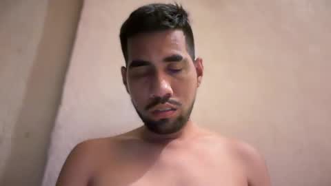 Snapshot of enriquegc197 chatting on February 2025 02:42:02 AM Enriquegc197 online show from February 2025 02:42:02 AM