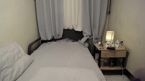 Snapshot of enzinoxx2024 chatting on October 2025 02:30:01 AM enzo online show from October 2025 02:30:01 AM