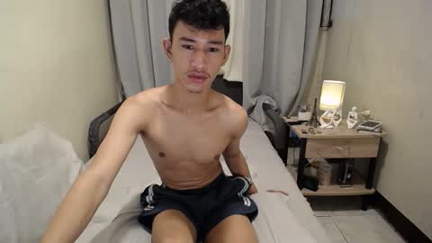 Snapshot of enzinoxx2024 chatting on October 2025 07:28:01 AM enzo online show from October 2025 07:28:01 AM