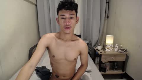 Snapshot of enzinoxx2024 chatting on October 2025 08:46:01 AM enzo online show from October 2025 08:46:01 AM