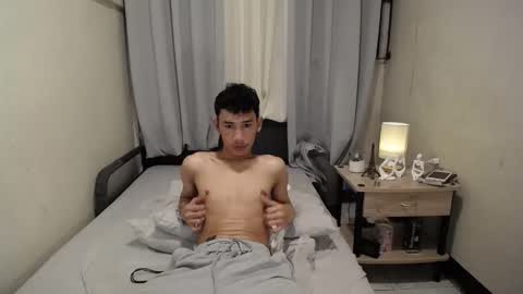 Snapshot of enzinoxx2024 chatting on October 2025 10:47:01 AM enzo online show from October 2025 10:47:01 AM