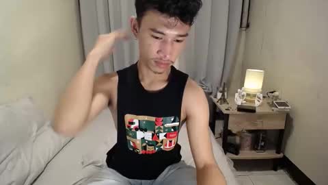 Snapshot of enzinoxx2024 chatting on October 2025 11:33:02 AM enzo online show from October 2025 11:33:02 AM