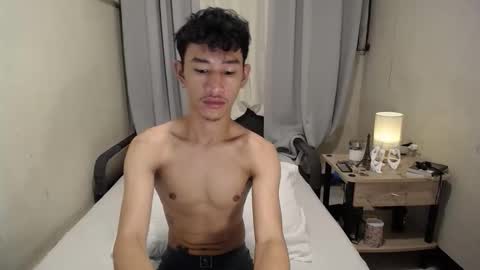 Snapshot of enzinoxx2024 chatting on October 2025 04:41:01 PM enzo online show from October 2025 04:41:01 PM