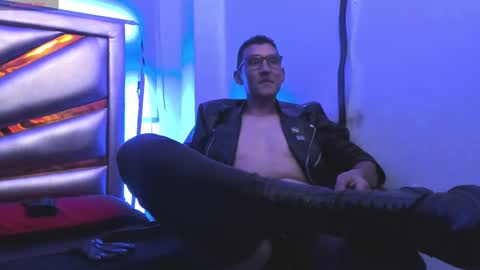 Enzo Pratt online show from February 2025 09:21:01 AM