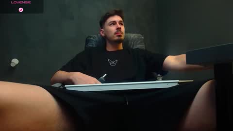 EnzoRace online show from September 2025 04:34:02 AM