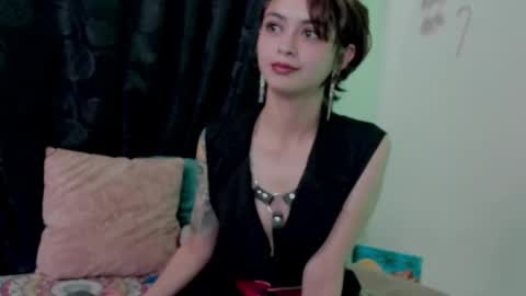 Leyla online show from January 2025 10:34:01 PM