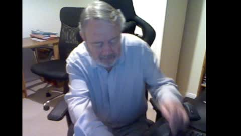 erasmus_d online show from December 2024 05:44:01 PM