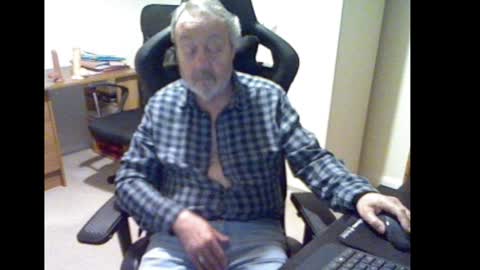 erasmus_d online show from January 2025 05:58:01 PM