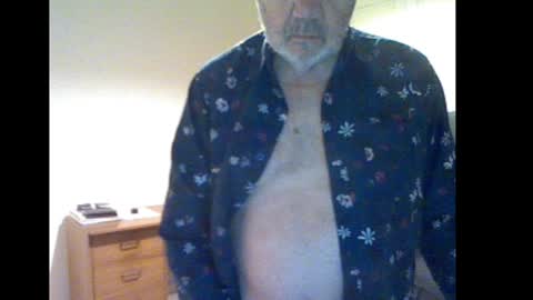 erasmus_d online show from January 2025 06:02:01 PM