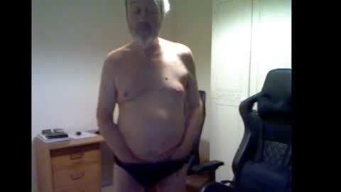 erasmus_d online show from February 2025 06:37:02 PM