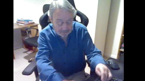 erasmus_d online show from February 2025 05:39:02 PM