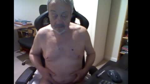 erasmus_d online show from March 2025 11:20:01 PM