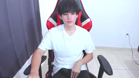 Snapshot of eren_tatakae chatting on October 2025 06:32:02 PM eren_tatakae online show from October 2025 06:32:02 PM