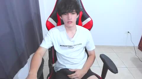 Snapshot of eren_tatakae chatting on October 2025 08:20:02 PM eren_tatakae online show from October 2025 08:20:02 PM