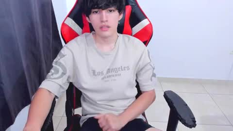 Snapshot of eren_tatakae chatting on October 2025 07:26:02 PM eren_tatakae online show from October 2025 07:26:02 PM