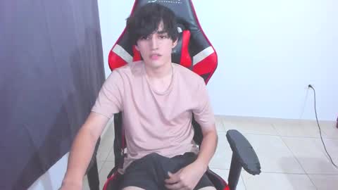 Snapshot of eren_tatakae chatting on November 2025 03:18:02 AM eren_tatakae online show from November 2025 03:18:02 AM