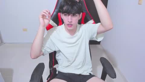 Snapshot of eren_tatakae chatting on December 2025 02:53:01 AM eren_tatakae online show from December 2025 02:53:01 AM