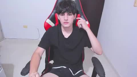 Snapshot of eren_tatakae chatting on December 2025 02:27:01 AM eren_tatakae online show from December 2025 02:27:01 AM