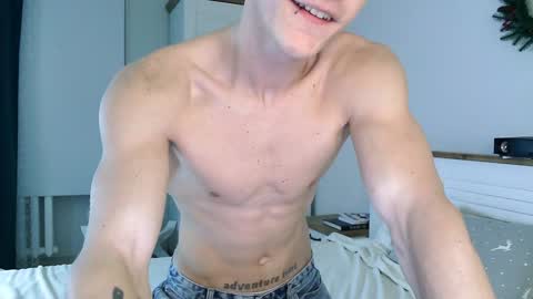 Eric Crush online show from December 2024 04:02:02 AM