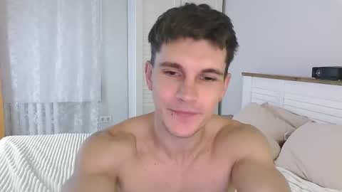 Eric Crush online show from September 2025 04:14:02 AM