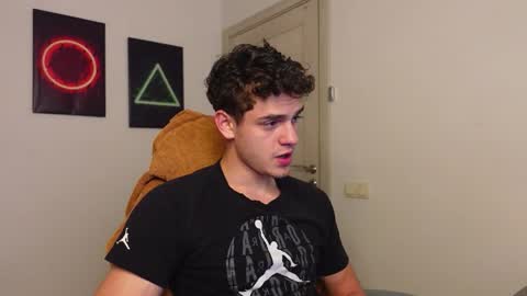    online show from October 2025 01:28:02 PM