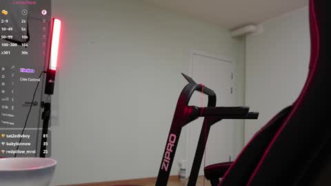    online show from October 2025 09:26:02 PM