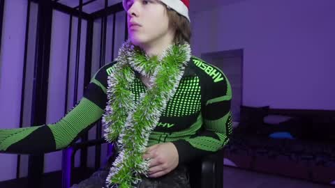 Snapshot of erick_grant chatting on December 2024 07:16:02 PM ERICK GRANT online show from December 2024 07:16:02 PM
